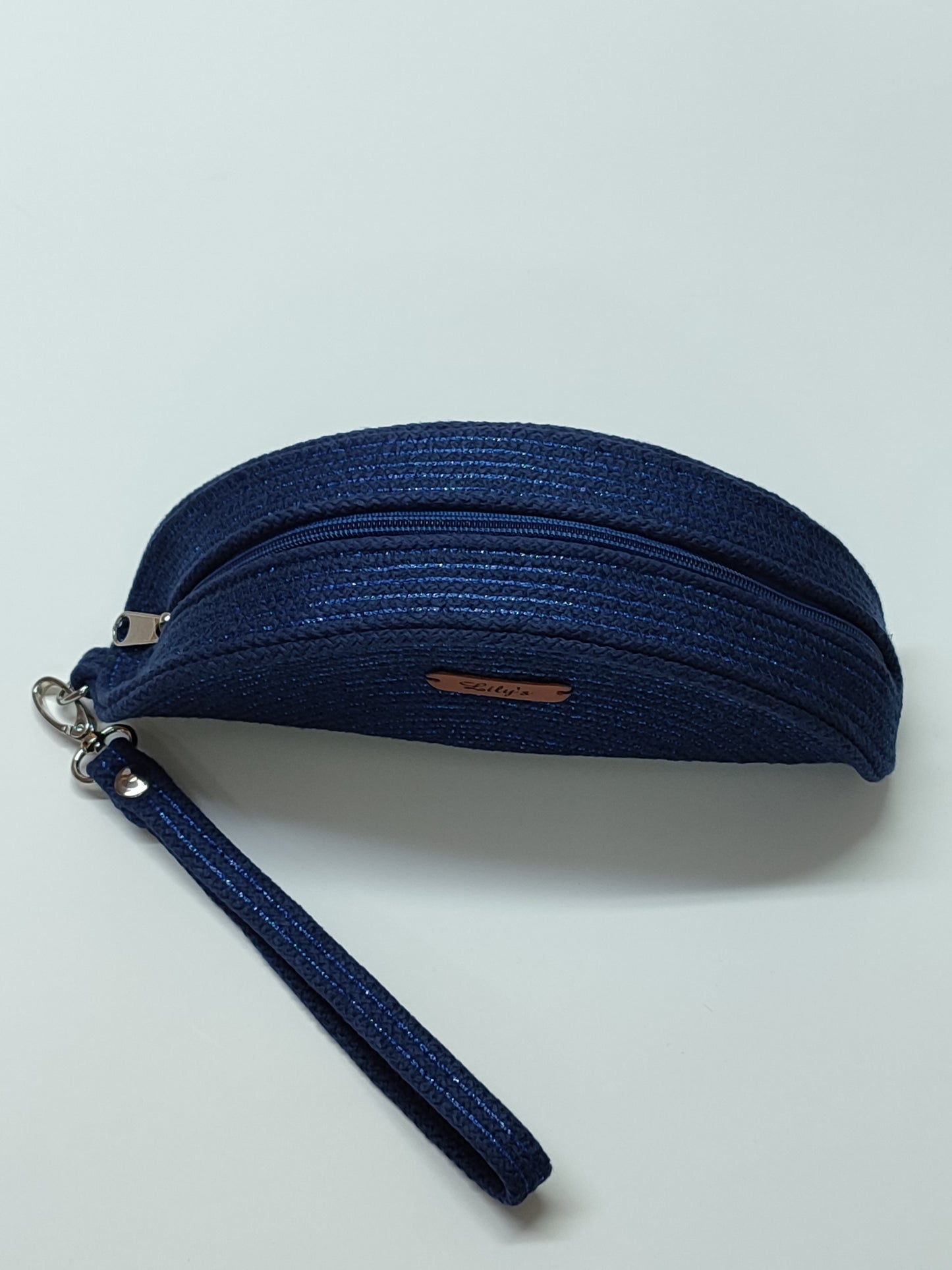 Bolso de mão artesanal elegante com alça removível